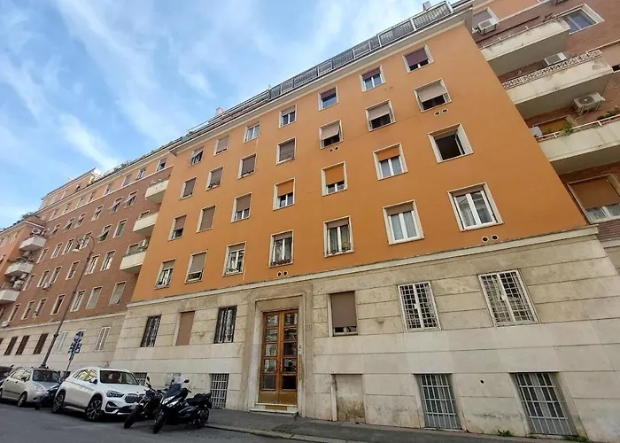 Warm, Cozy Near The Colosseum *