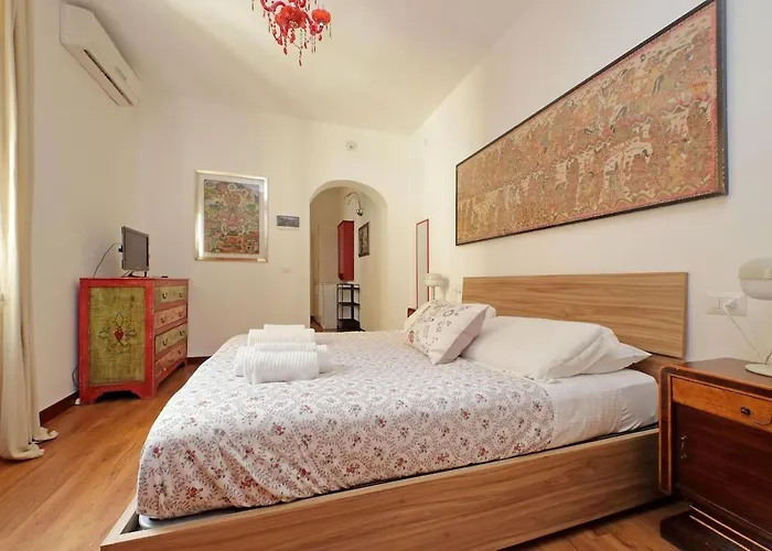 Warm, Cozy Near The Colosseum *